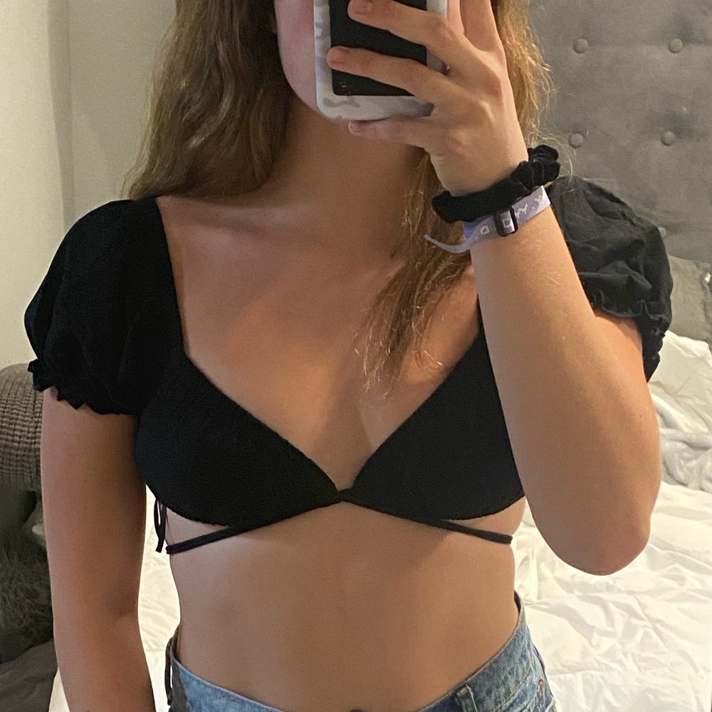 Criss Cross Crop Top